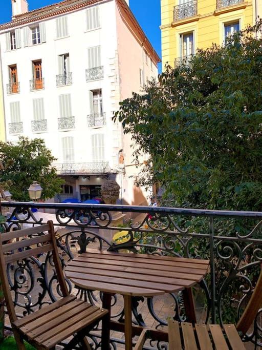 Esprit Cosy Au Centre Historique Lejlighed Toulon Eksteriør billede
